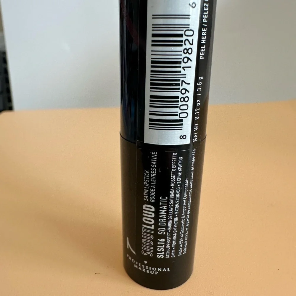 🩷5/$10 NYX Shout Loud Lipstick - Dramatic
